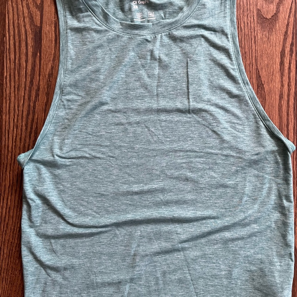 Gapfit Breathe racerback tank